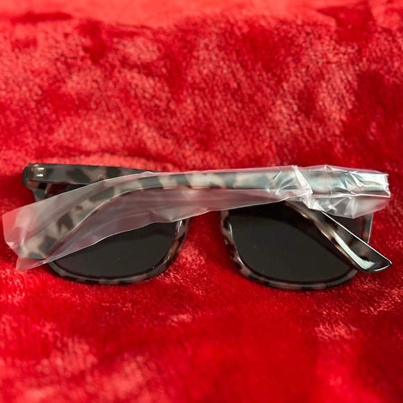 New (2) Blue Light Readers + (1) Full Reader Sunglasses +2.0 - Picture 10 of 16